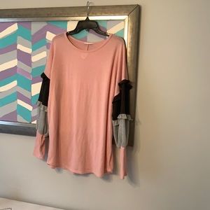 Super cute shirt with ruffle sleeves M NWT seems bigger!